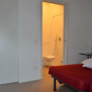 https://la-via-dellambra.hotelinveneto.com